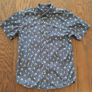 GAP Men’s “Birds” Short Sleeve Button Up Medium